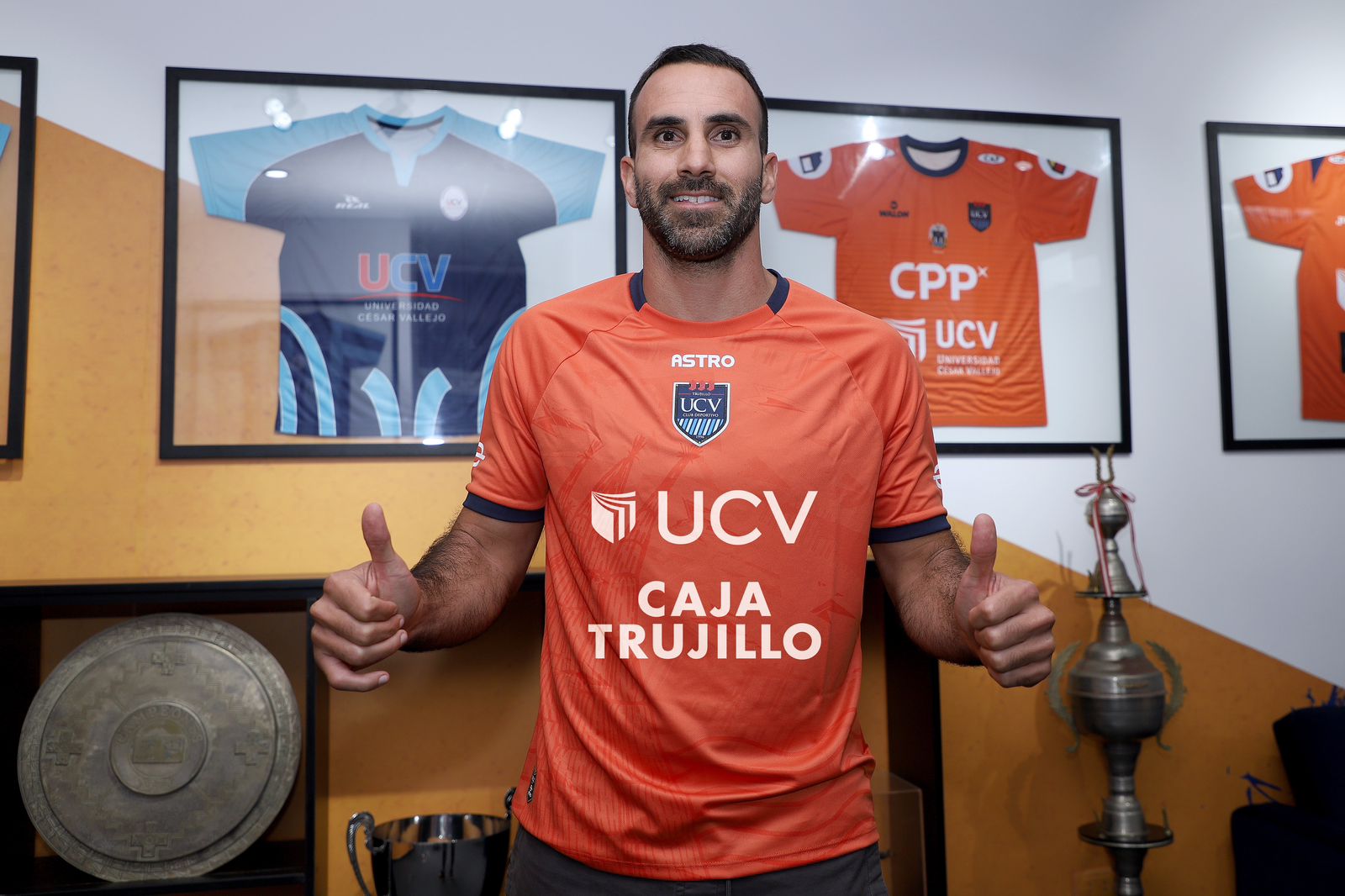José Carvallo a su llegada a UCV: “El objetivo es salir campeón" -  futboltrujillano.com
